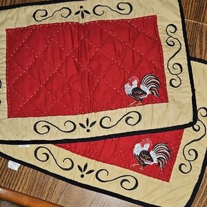 PLACEMATS - Quilted Embroidered Rooster - Set of 2 - 13" x 19" - Red Black Cream